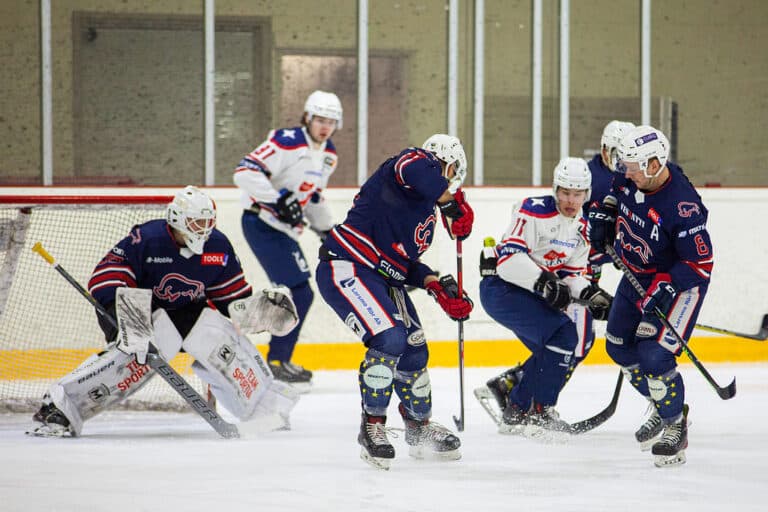Oliver Talvikunnas Signs for High Sticks HT